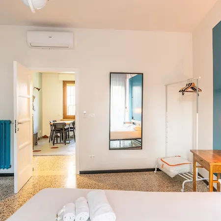 Bartoli Holidays, By Short Holidays Guest house